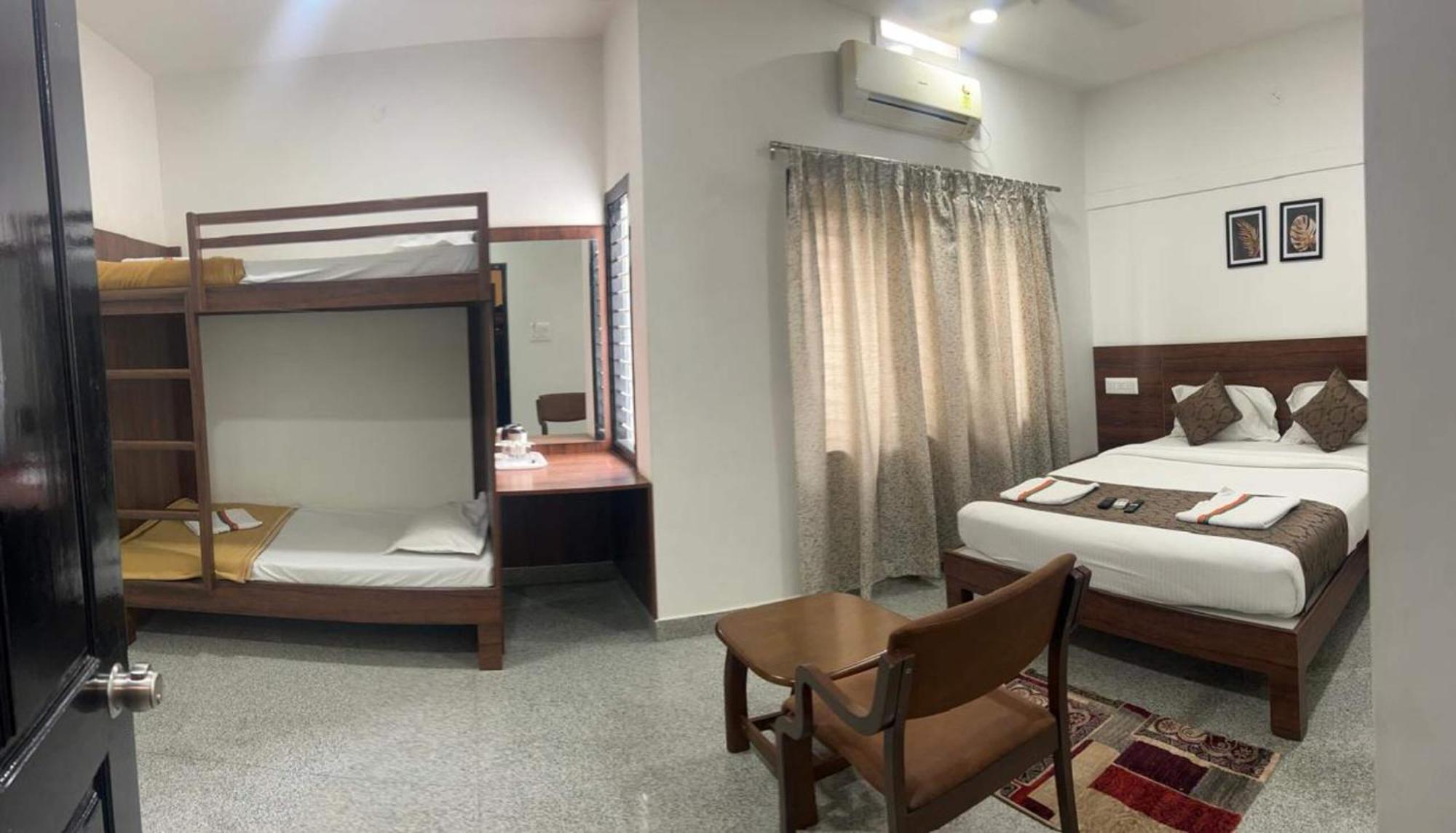 Hotel Queens Comfort Mysore Exterior foto